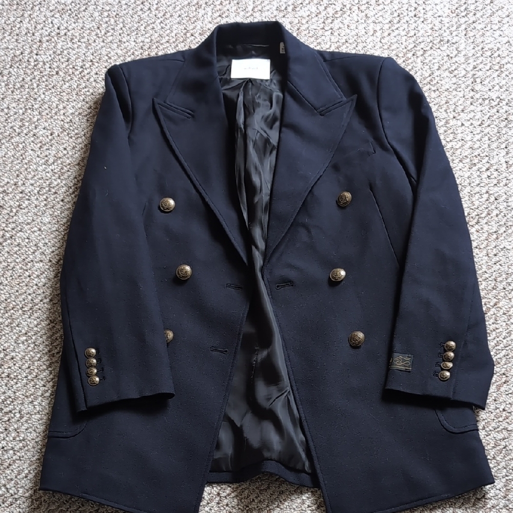 Aritzia Wilfred Women's Navy Double-Breasted Coat